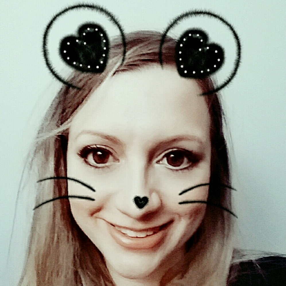 Meet your Posher, Crissy